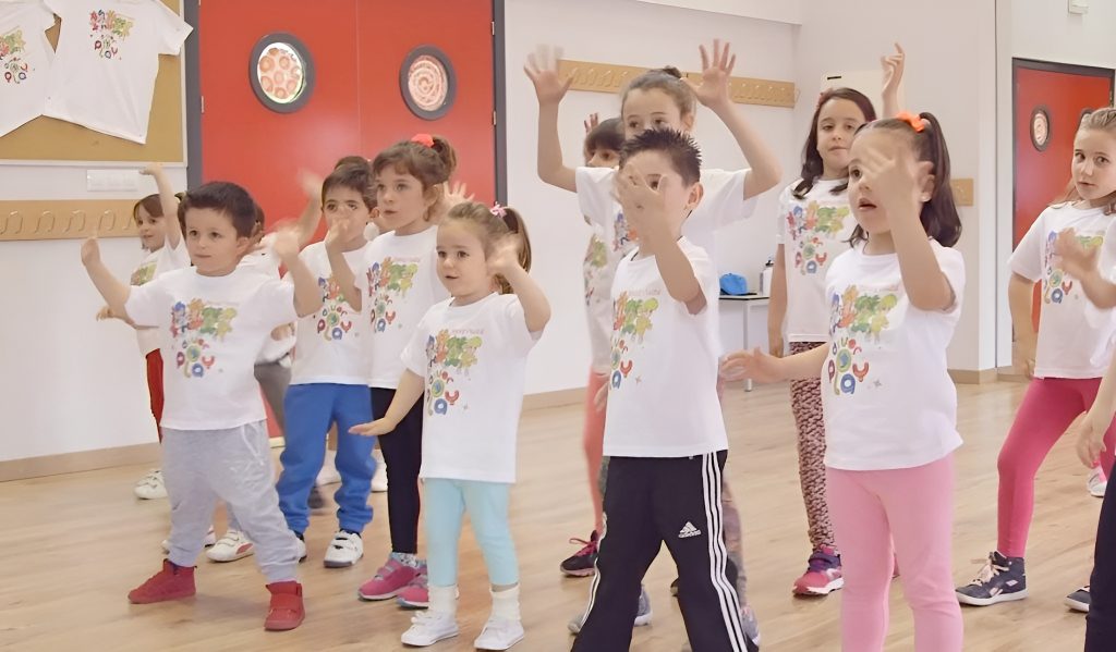 diverplay baila coreokids